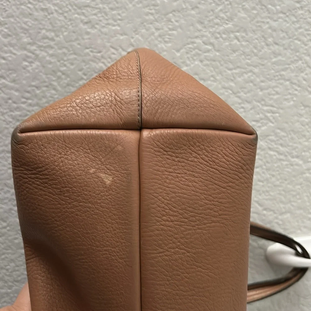 Salvatore Ferragamo Tan Leather Tote with Silver Gancini Accent - Picture 5 of 14